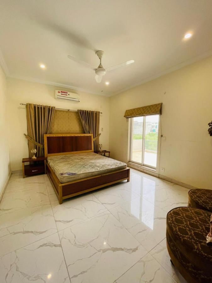 Ivy House Hotel Rawalpindi Buitenkant foto