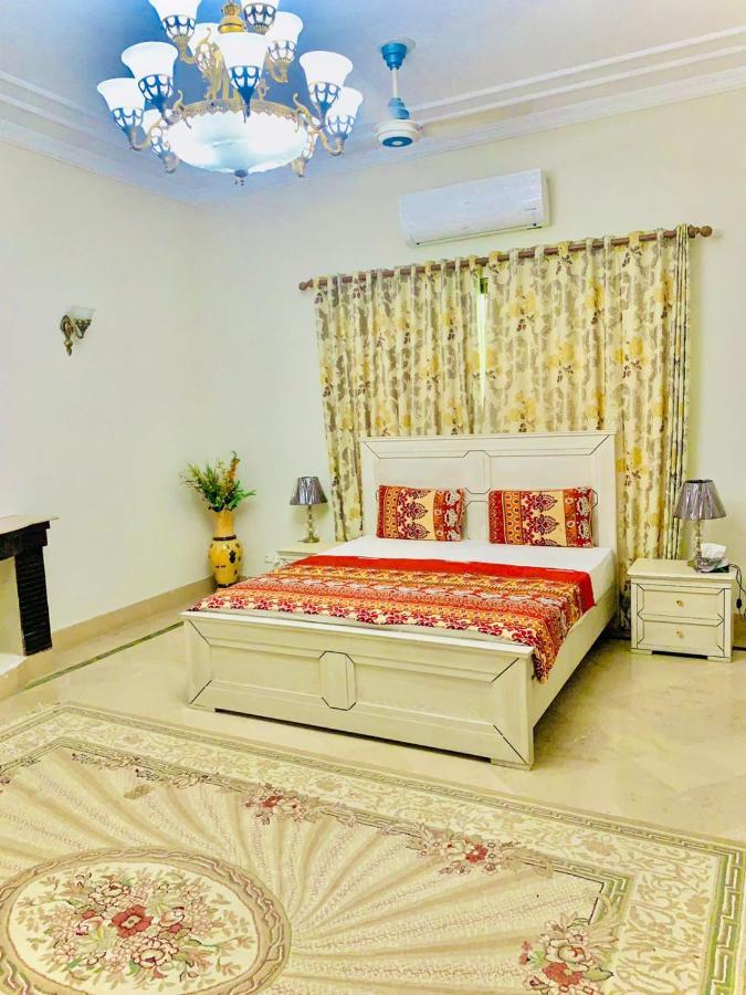 Ivy House Hotel Rawalpindi Buitenkant foto