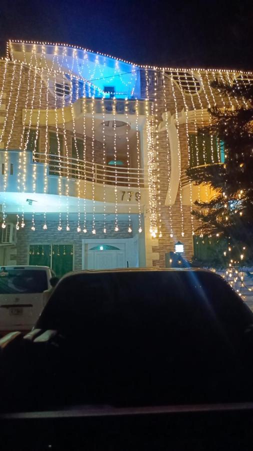 Ivy House Hotel Rawalpindi Buitenkant foto